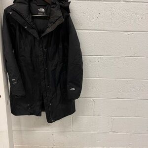 The North Face Women’s Black Hooded Jacket